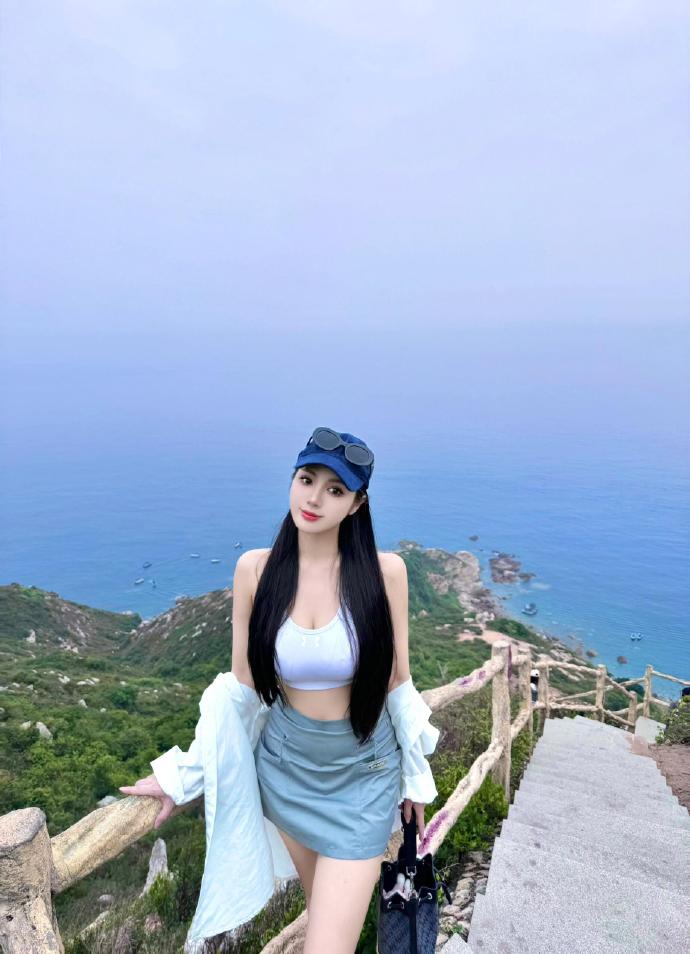 全端色调下的治愈